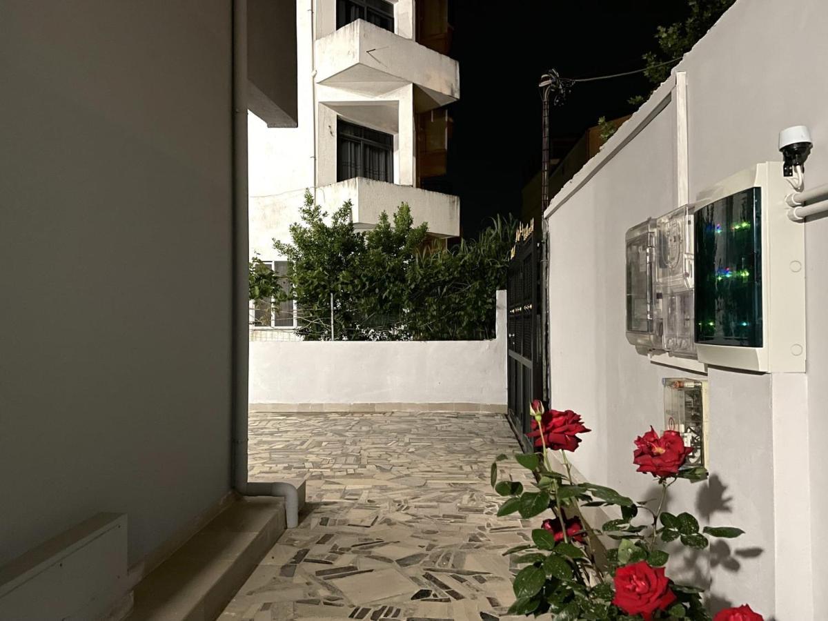 Edlira Apartments Драч Екстериор снимка