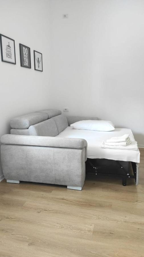 Edlira Apartments Драч Екстериор снимка